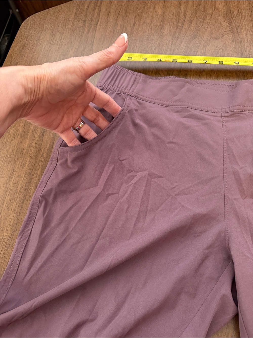Eddie Bauer Traveler Mauve Cropped Ankle Pants - Picture 2 of 6